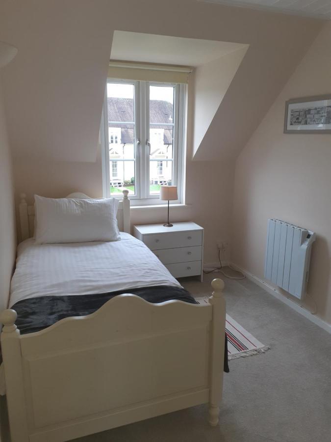 Nyhavn Lakeside Cottage Cirencester Luaran gambar