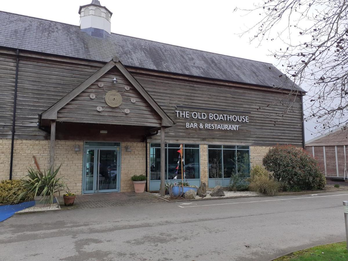 Nyhavn Lakeside Cottage Cirencester Luaran gambar
