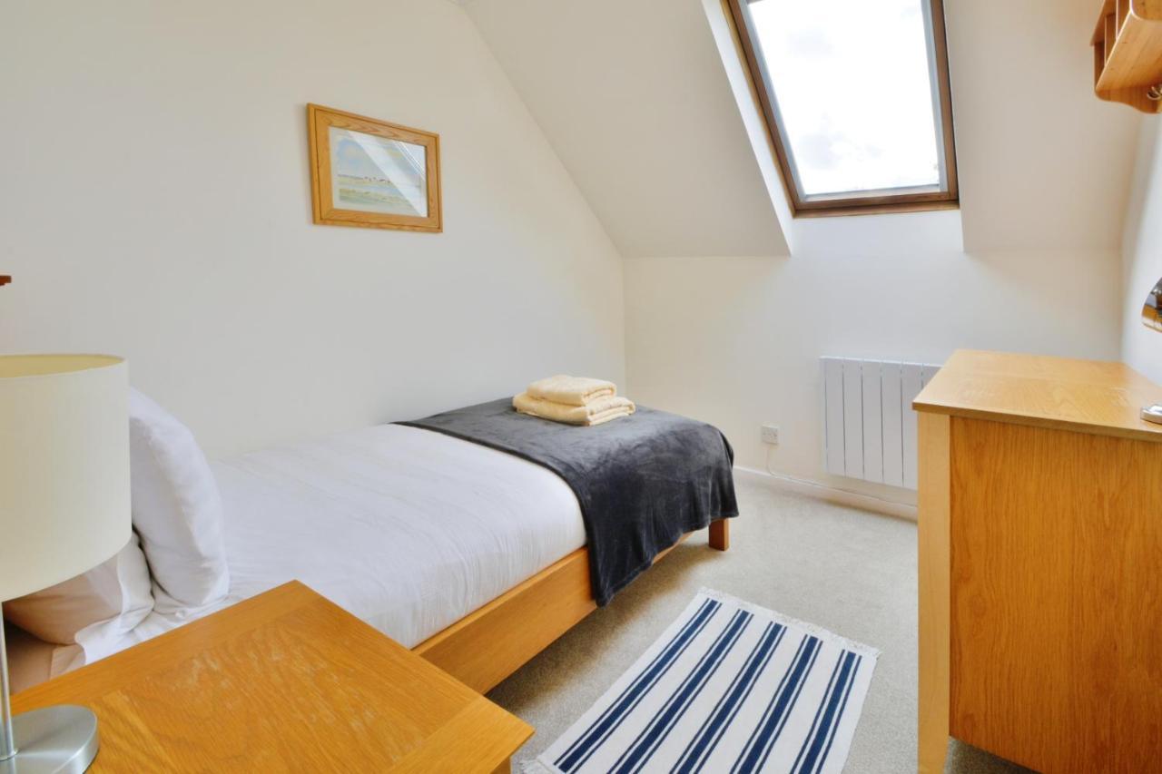 Nyhavn Lakeside Cottage Cirencester Luaran gambar
