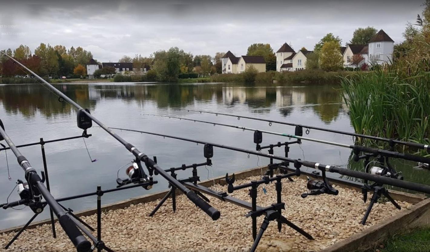 Nyhavn Lakeside Cottage Cirencester Luaran gambar