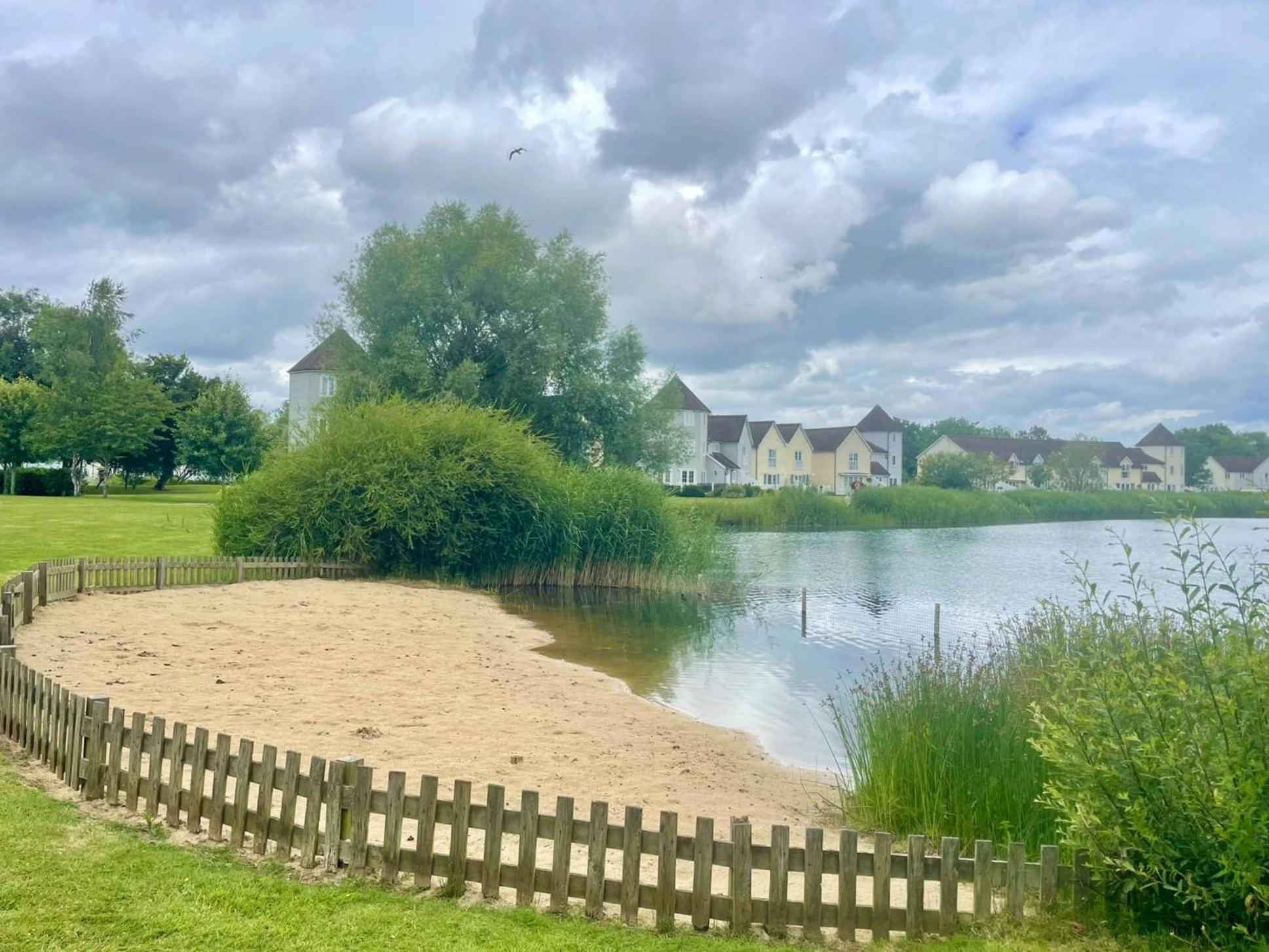 Nyhavn Lakeside Cottage Cirencester Luaran gambar