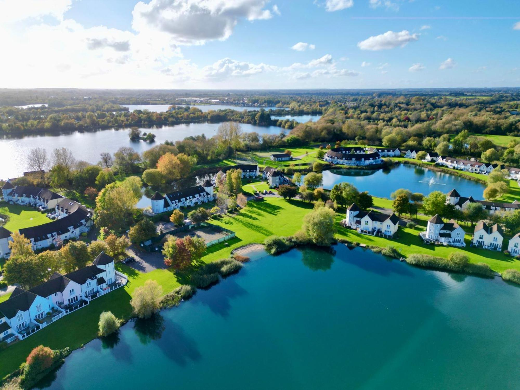 Nyhavn Lakeside Cottage Cirencester Luaran gambar